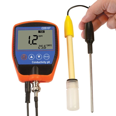 Portable pH, ORP, Conductivity,TDS, Salt and Temperature Meter