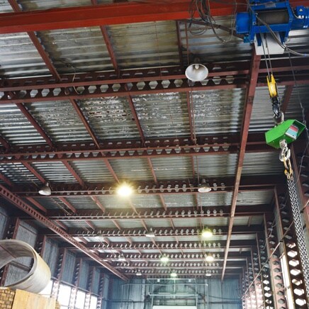 Using Load Cells to Weigh Trucks, Trains, and Aircraft